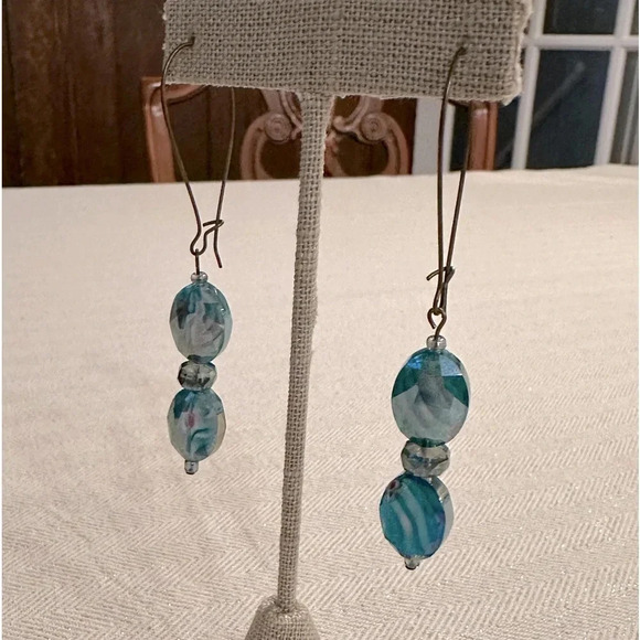 Handmade Teal Oil Slick Effect Glass Bead Kidney Wire Antique Brass Earrings - Picture 3 of 5